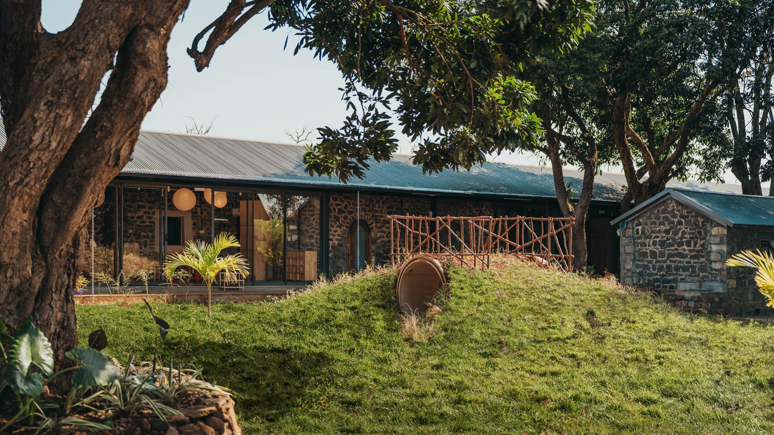 〈HEIスクールズ・モーリシャス(HEI Schools Mauritius)〉アーキテクツ・スタジオ(Architects’ Studio)