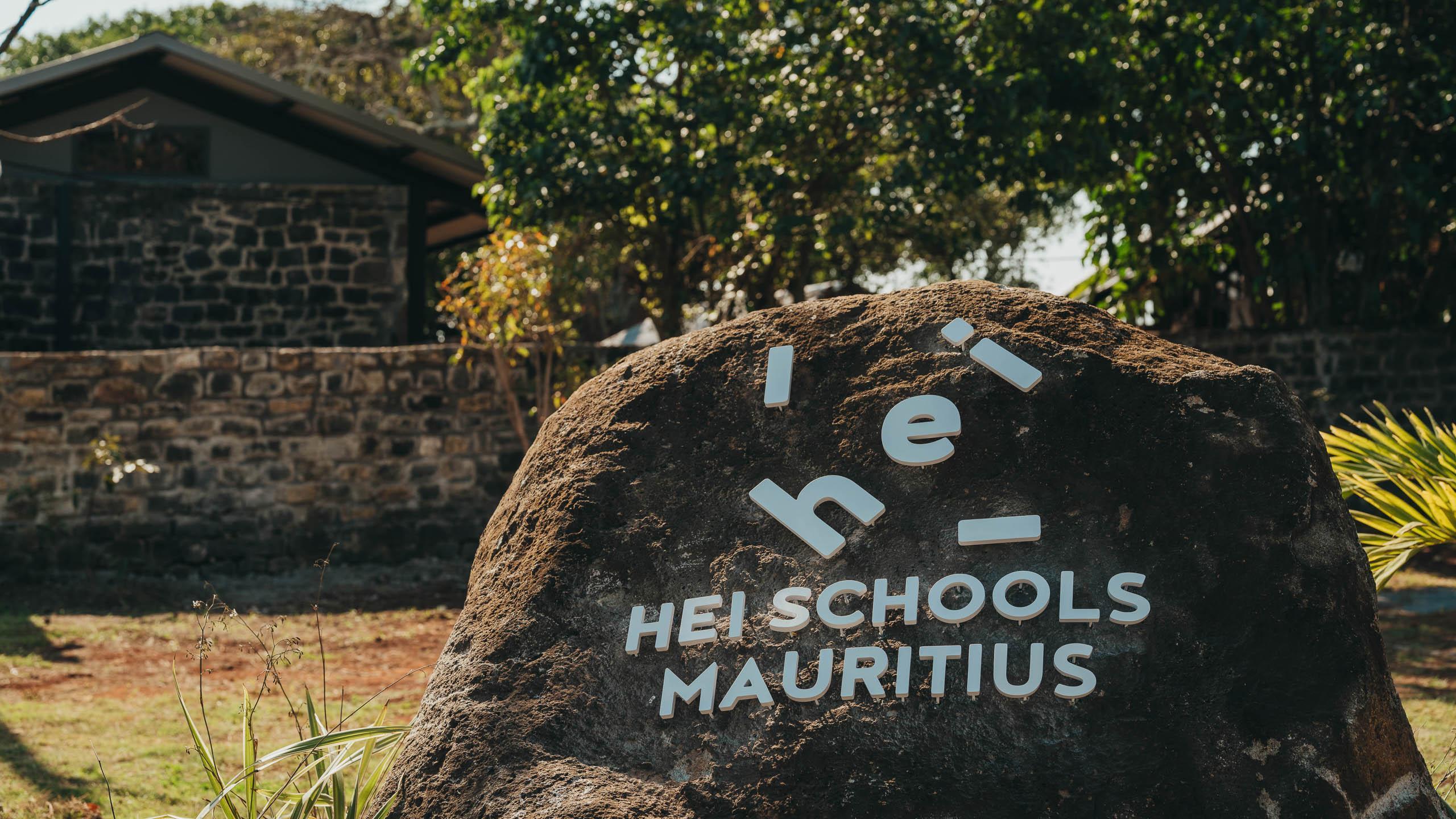 〈HEIスクールズ・モーリシャス(HEI Schools Mauritius)〉アーキテクツ・スタジオ(Architects’ Studio)