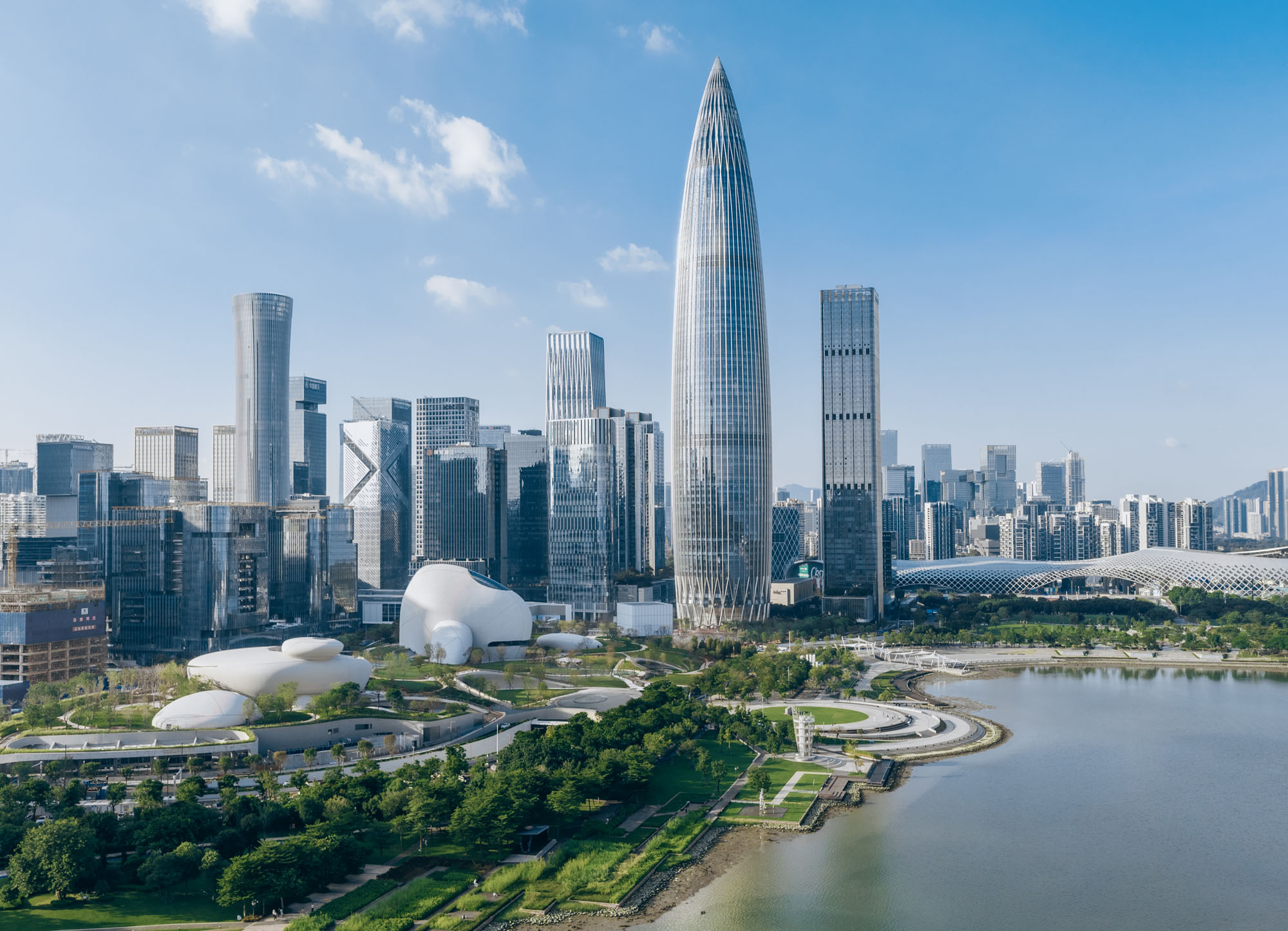 〈深圳湾文化広場(Shenzhen Bay Culture Square)〉MADアーキテクツ