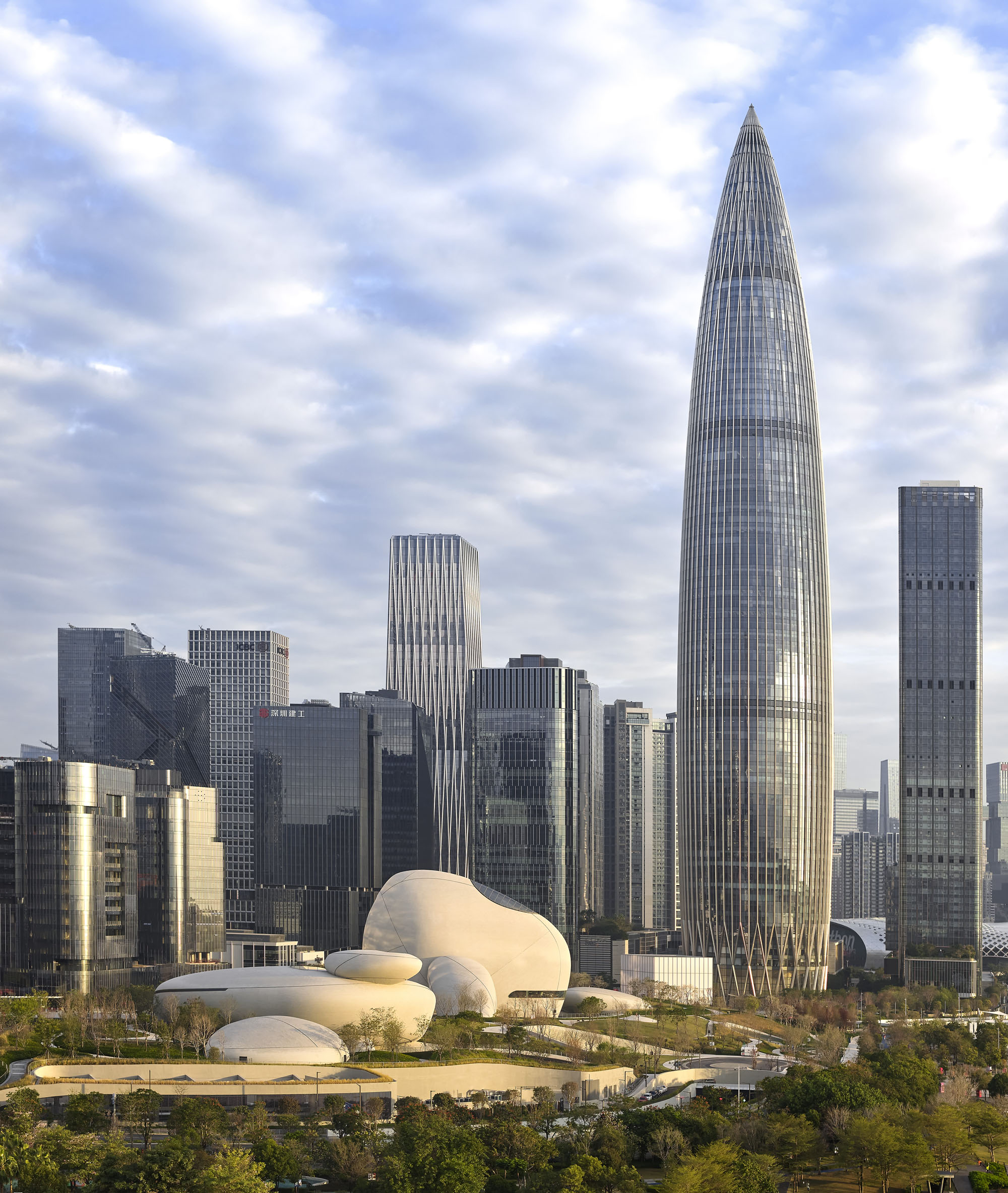 〈深圳湾文化広場(Shenzhen Bay Culture Square)〉MADアーキテクツ