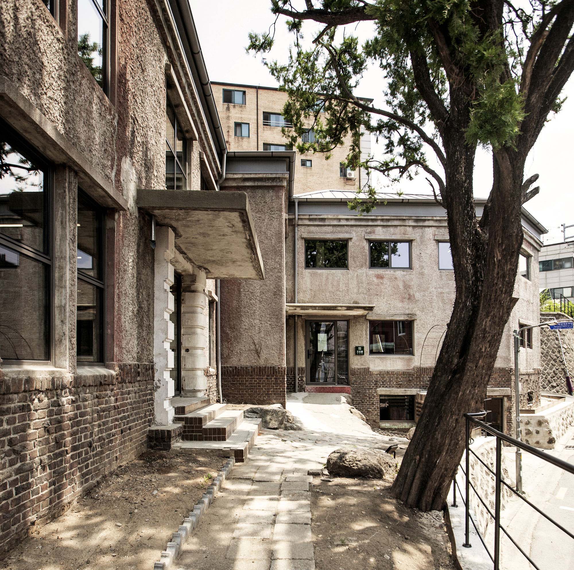 〈Yooshinjae〉Yooshin A&E（Yooshin Architects and Engineers）