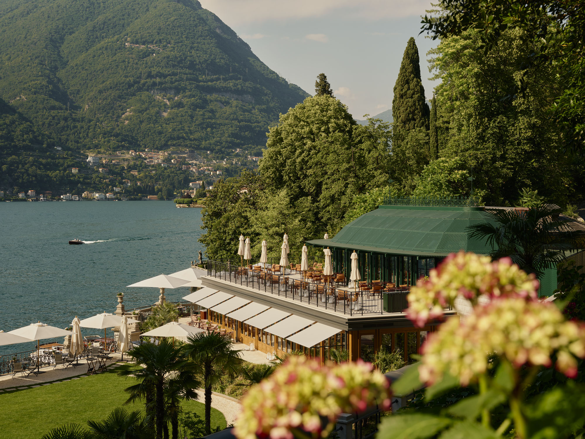 マンダリン オリエンタル ラゴ ディ コモ(Mandarin Oriental Lago di Como)〈L'Aria〉ヘルツォーク&ド・ムーロン(Herzog & de Meuron)