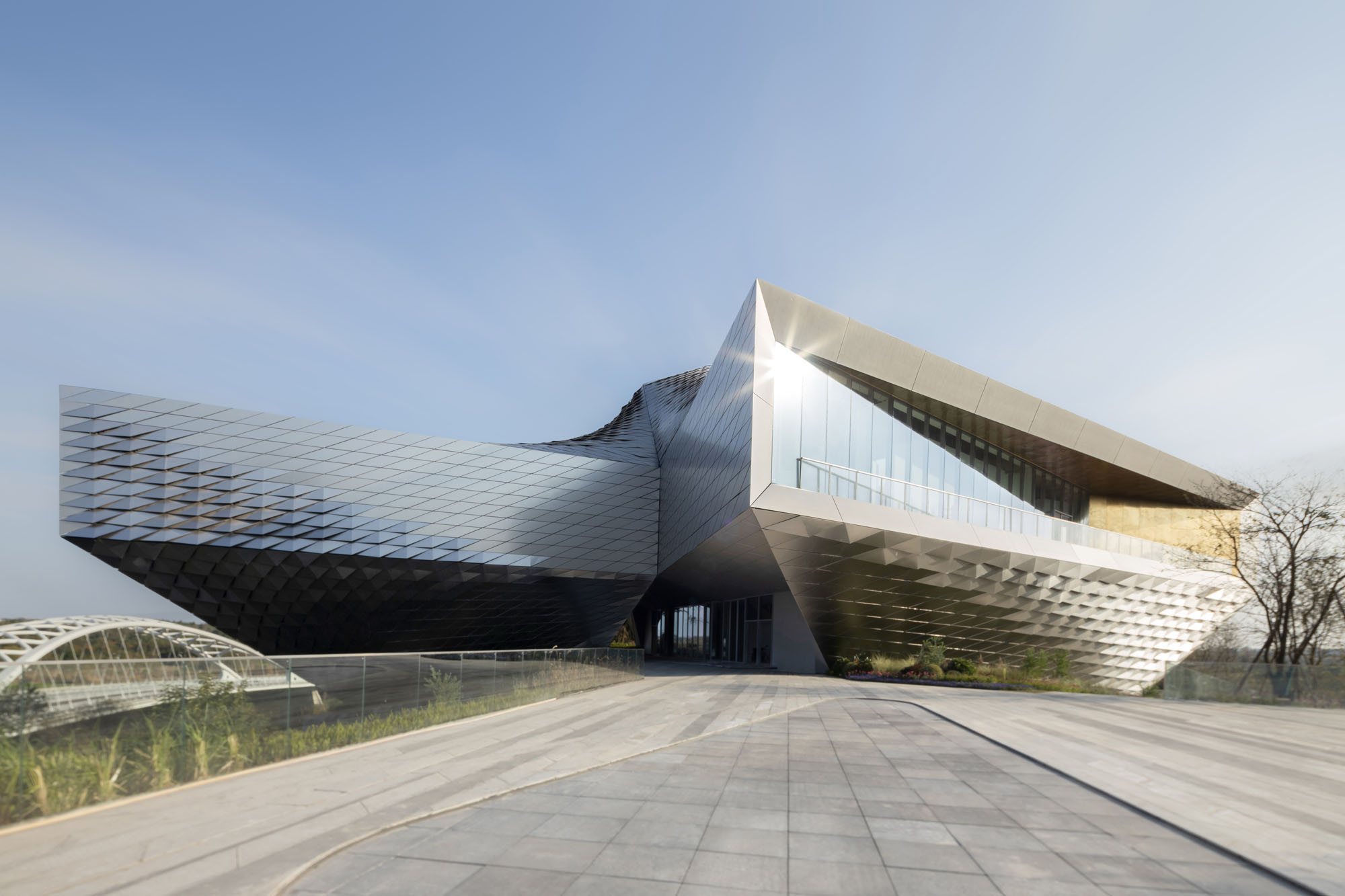 〈成都パビリオン(Chengdu Pavilion)〉イワモト・スコット・アーキテクチャ(IwamotoScott Architecture)