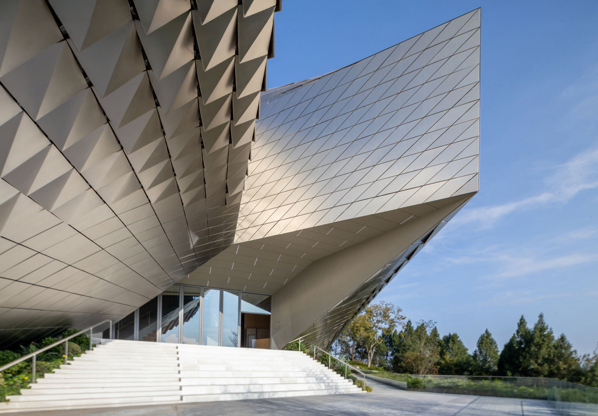 〈成都パビリオン(Chengdu Pavilion)〉イワモト・スコット・アーキテクチャ(IwamotoScott Architecture)