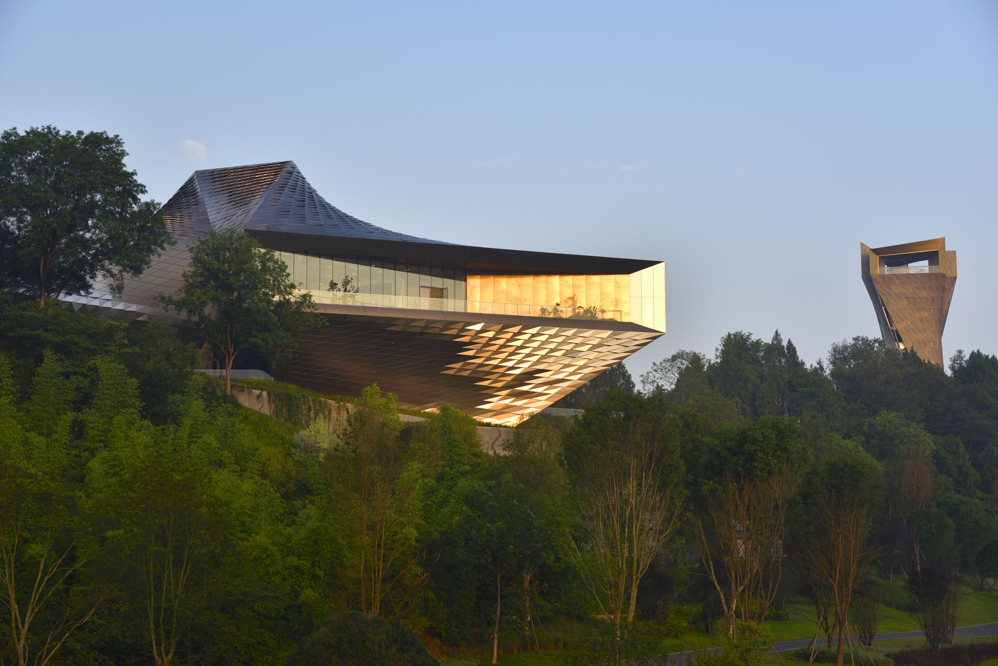 〈成都パビリオン(Chengdu Pavilion)〉イワモト・スコット・アーキテクチャ(IwamotoScott Architecture)