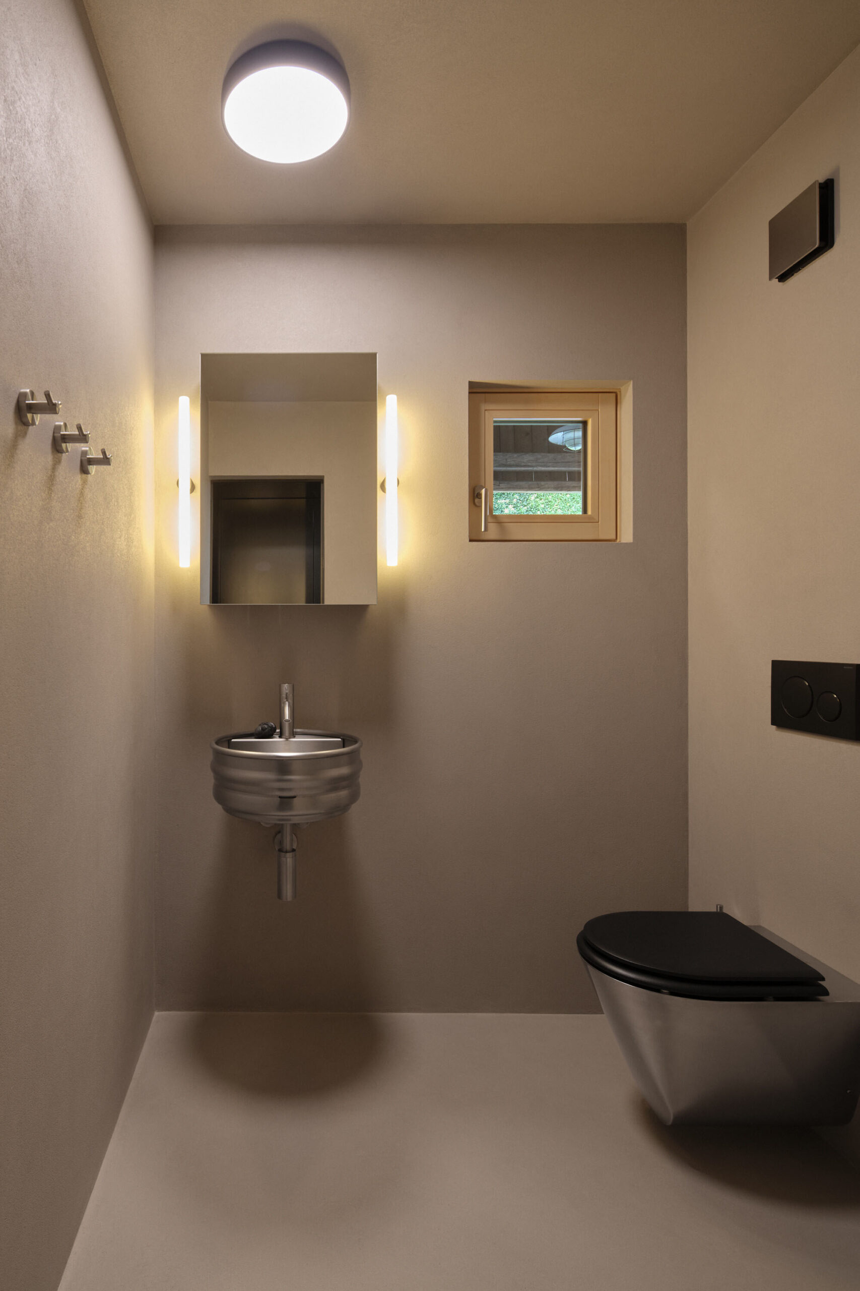 〈The Box in the Barn〉Facha architekti