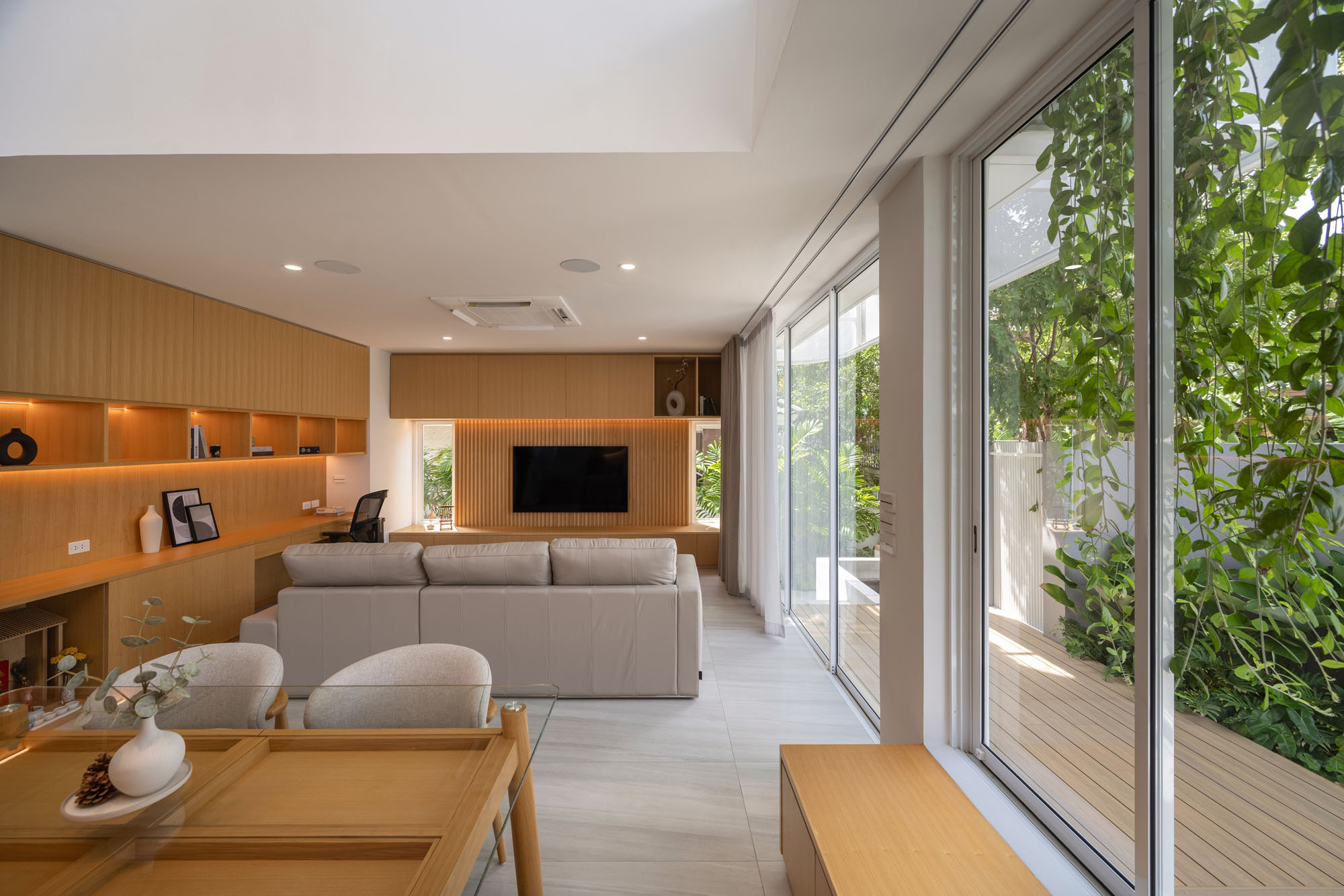 〈Reborn House〉DARE(Design Arena + Research)