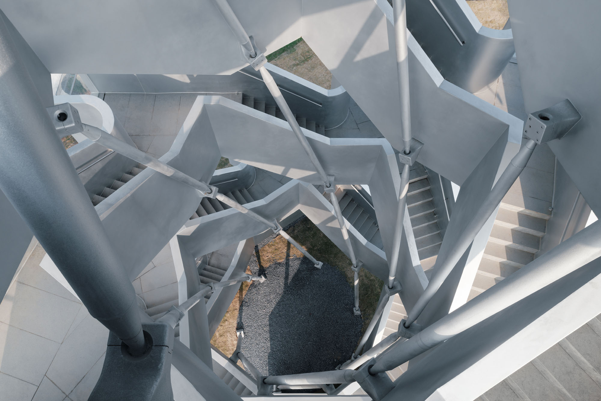 〈陳湖渡り鳥観察塔（Chenhu Migratory Bird Observation Tower）〉相南建築事務所（Xiang Architects）