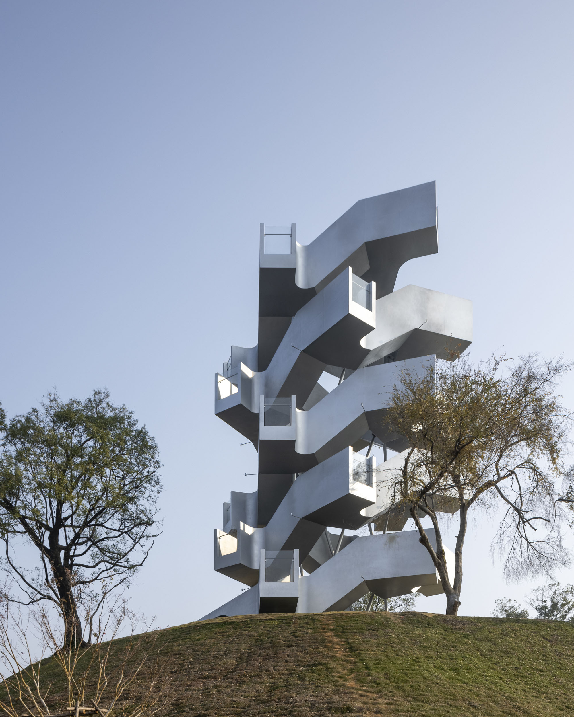 〈陳湖渡り鳥観察塔（Chenhu Migratory Bird Observation Tower）〉相南建築事務所（Xiang Architects）