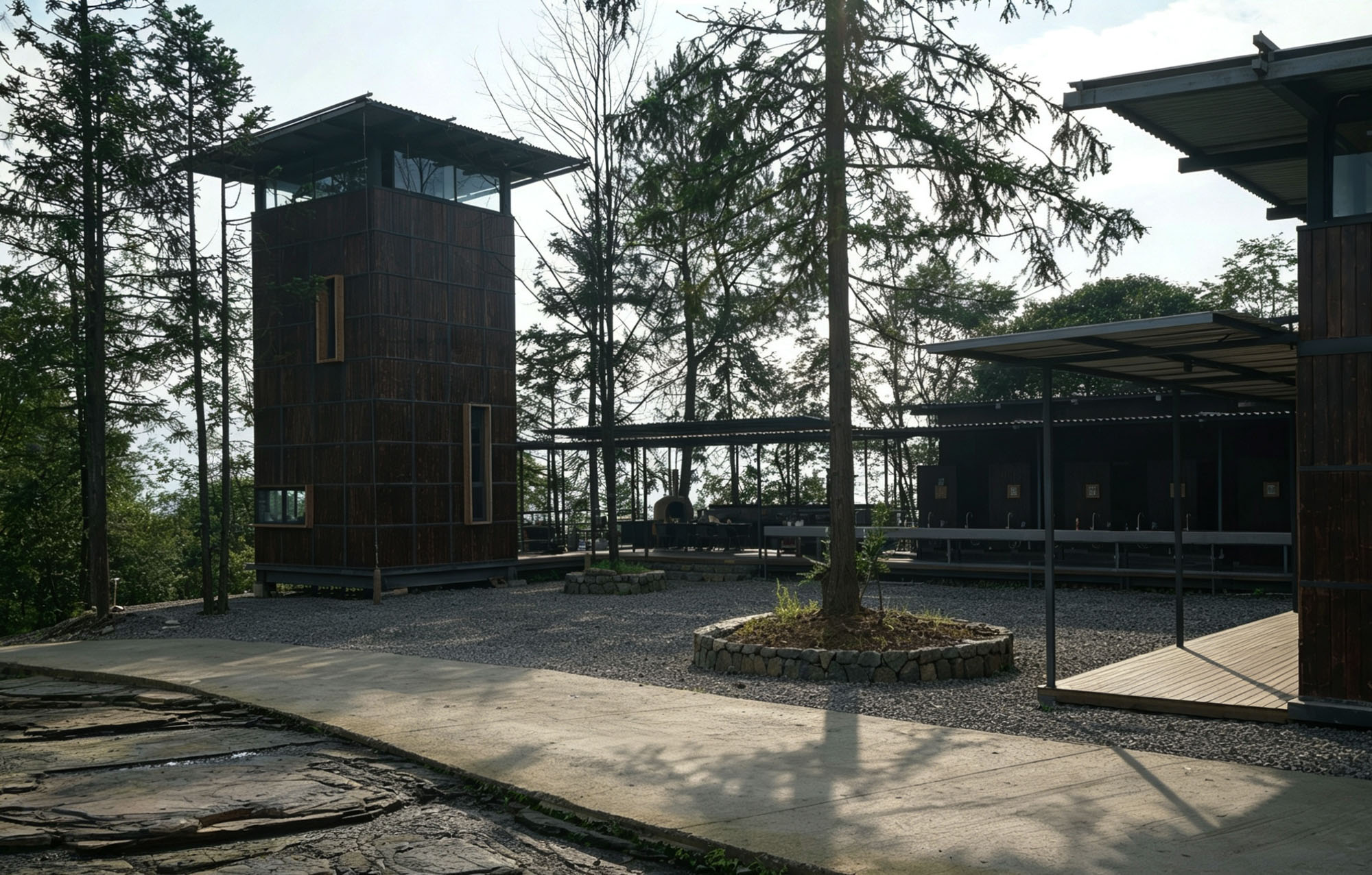 〈黄蜂岩キャンプ場ビジターセンター(Visitor Center of Huangfengyan Camping Park)〉象界設計機構(XJ DesignAgency)
