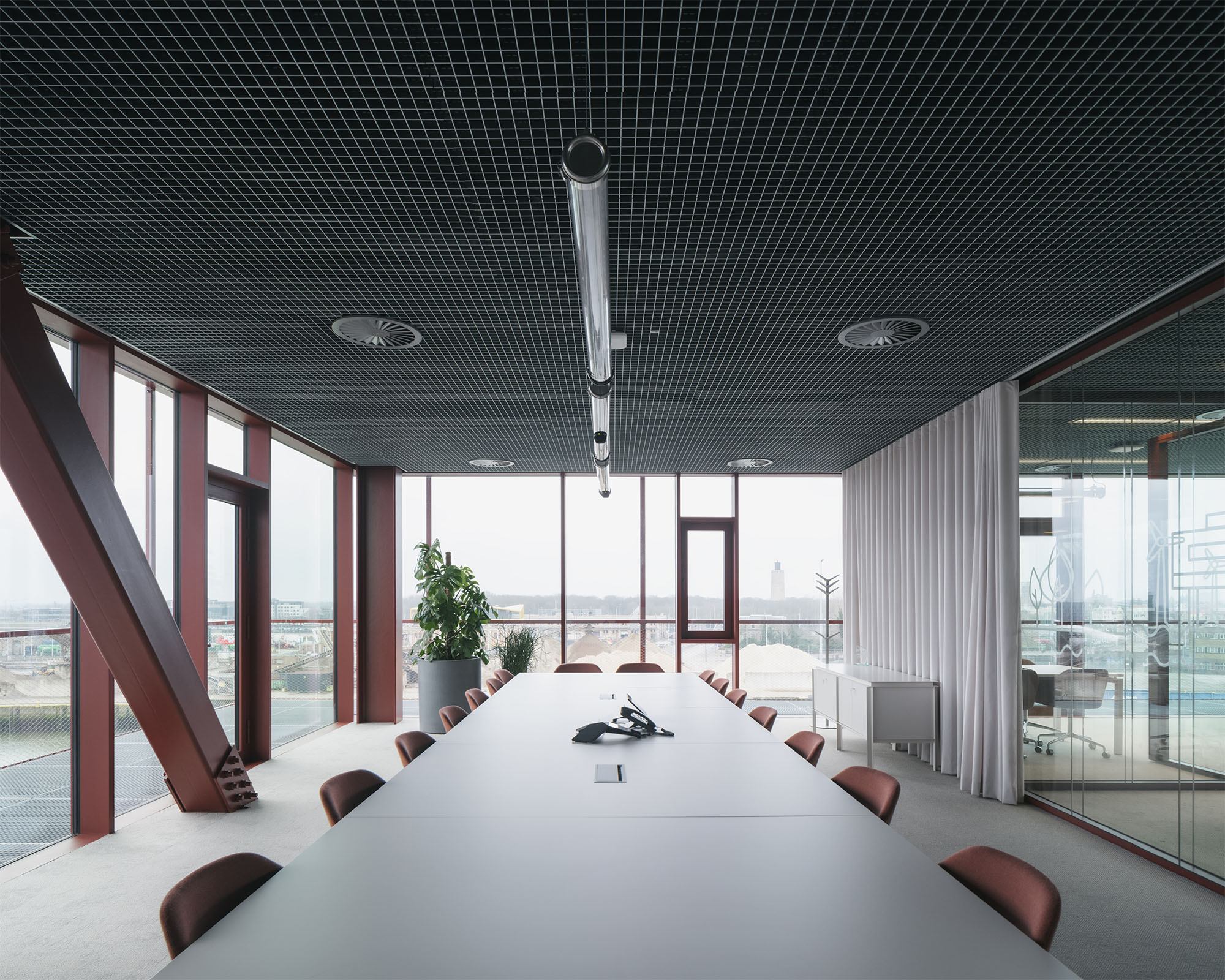 〈Eliaサービスセンター(Elia Service Center)〉OYOアーキテクツ(OYO Architects)Tractebel