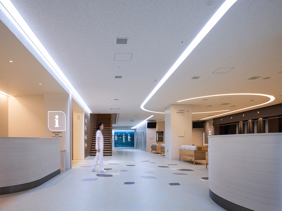 〈那覇市立病院〉Photo: gotoakito