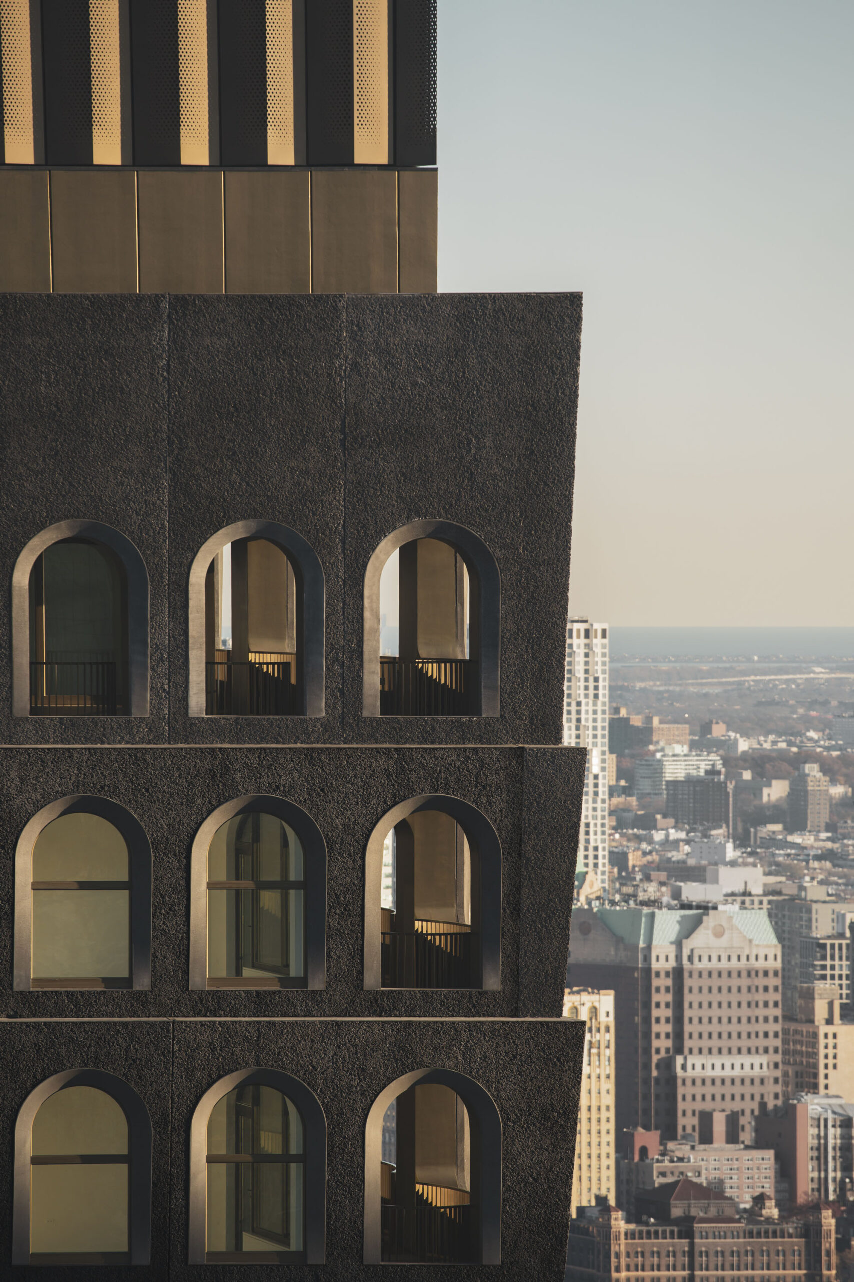 〈130 William〉アジャイ・アソシエイツ(Adjaye Associates)