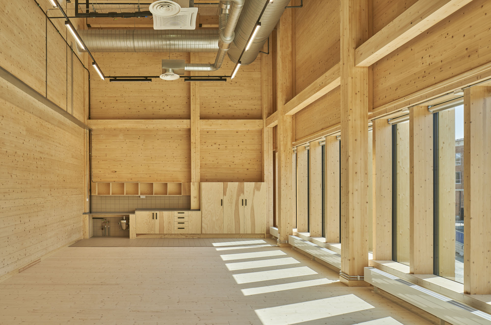 〈サラ・カルチャーセンター（Sara Cultural Centre）〉White Arkitekter