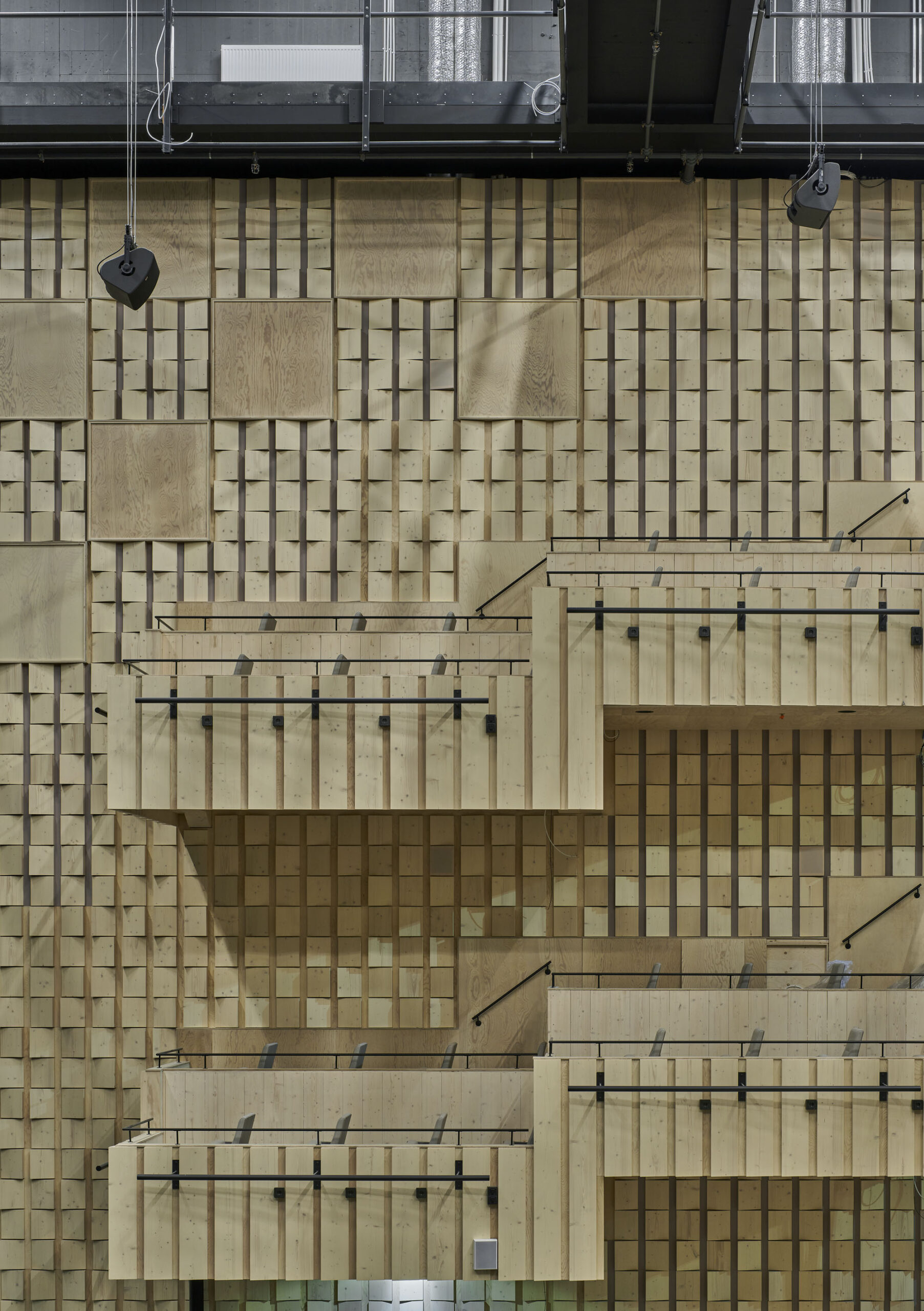 〈サラ・カルチャーセンター（Sara Cultural Centre）〉White Arkitekter