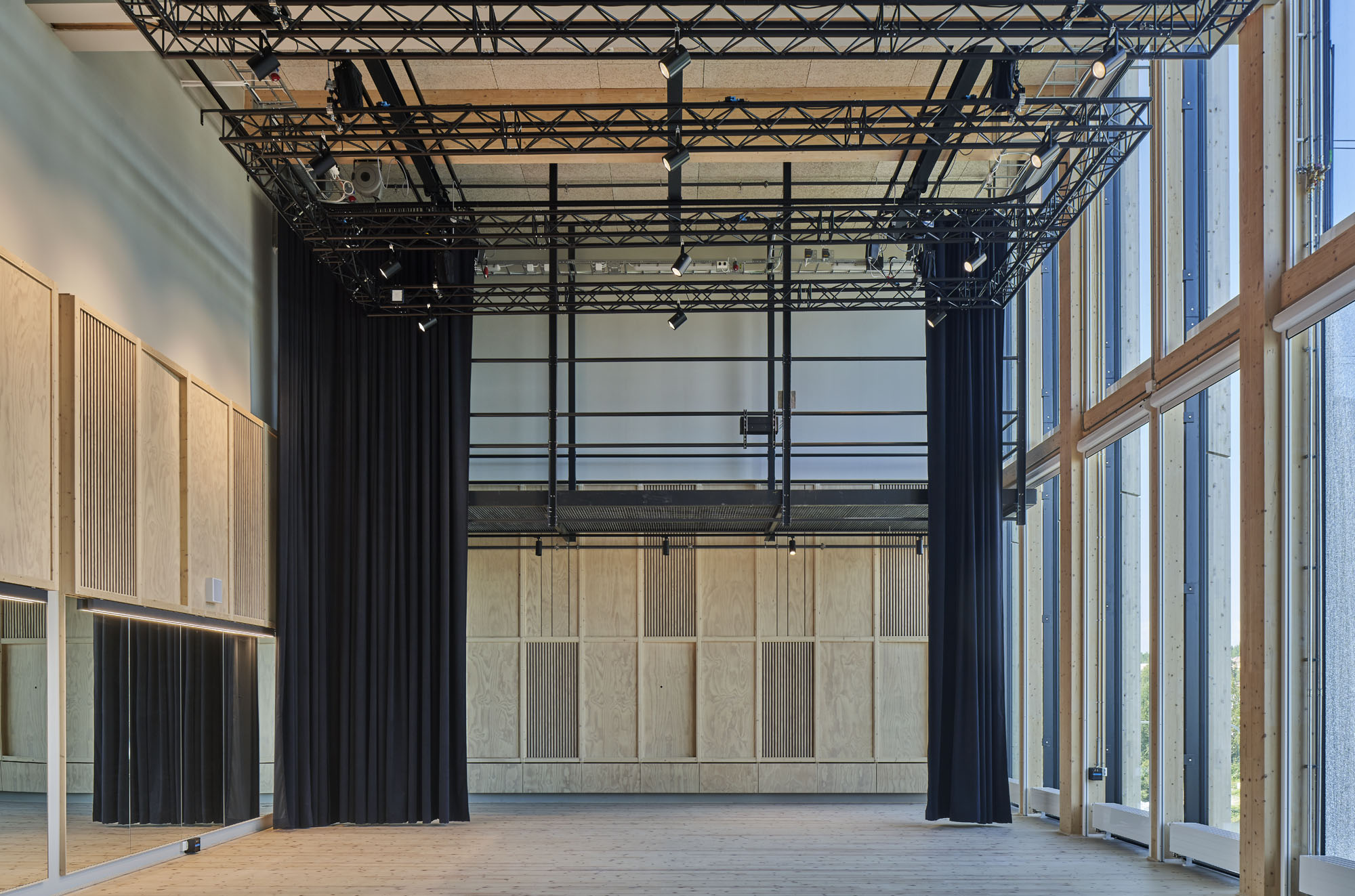 〈サラ・カルチャーセンター（Sara Cultural Centre）〉White Arkitekter