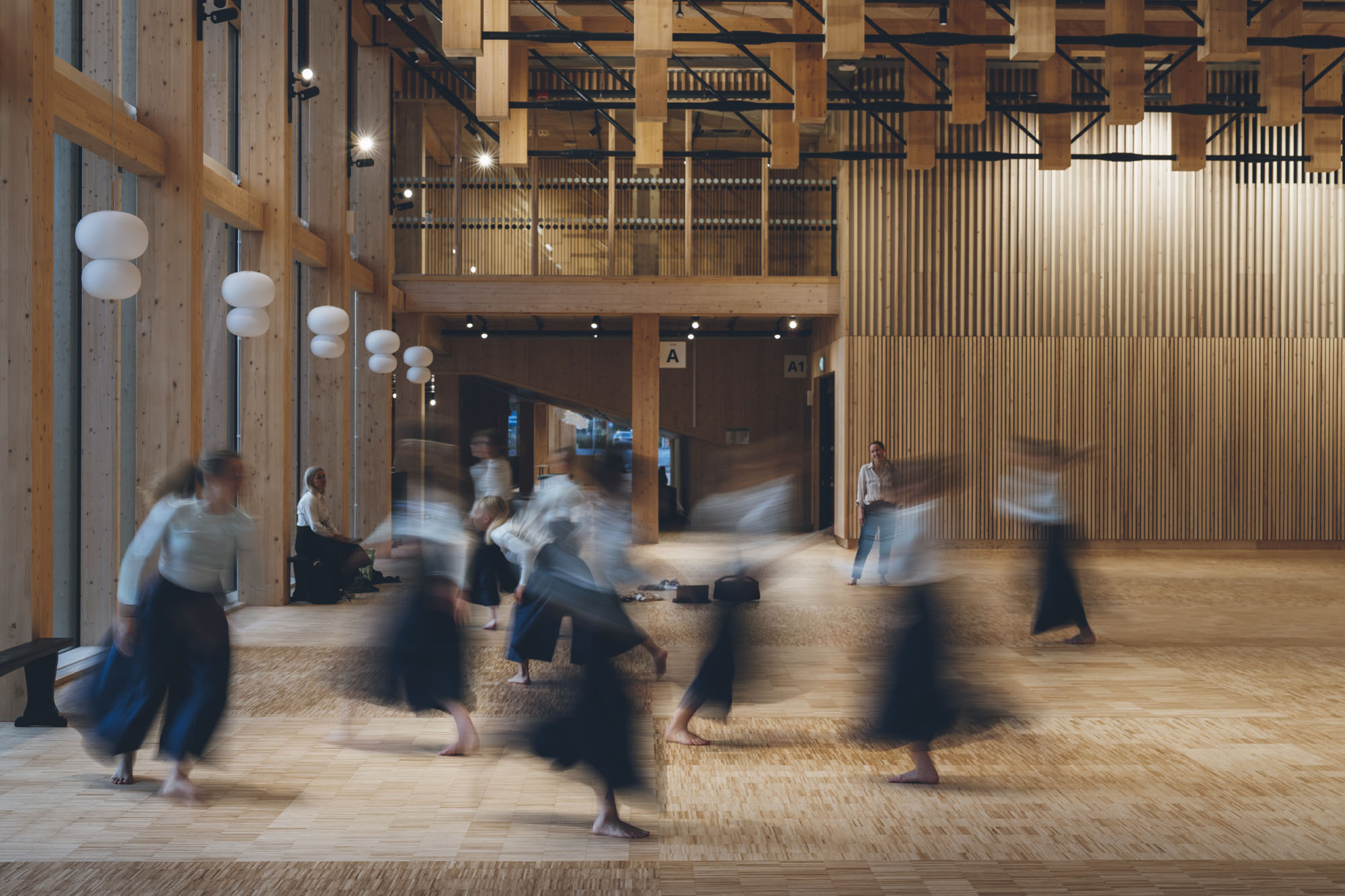 〈サラ・カルチャーセンター（Sara Cultural Centre）〉White Arkitekter