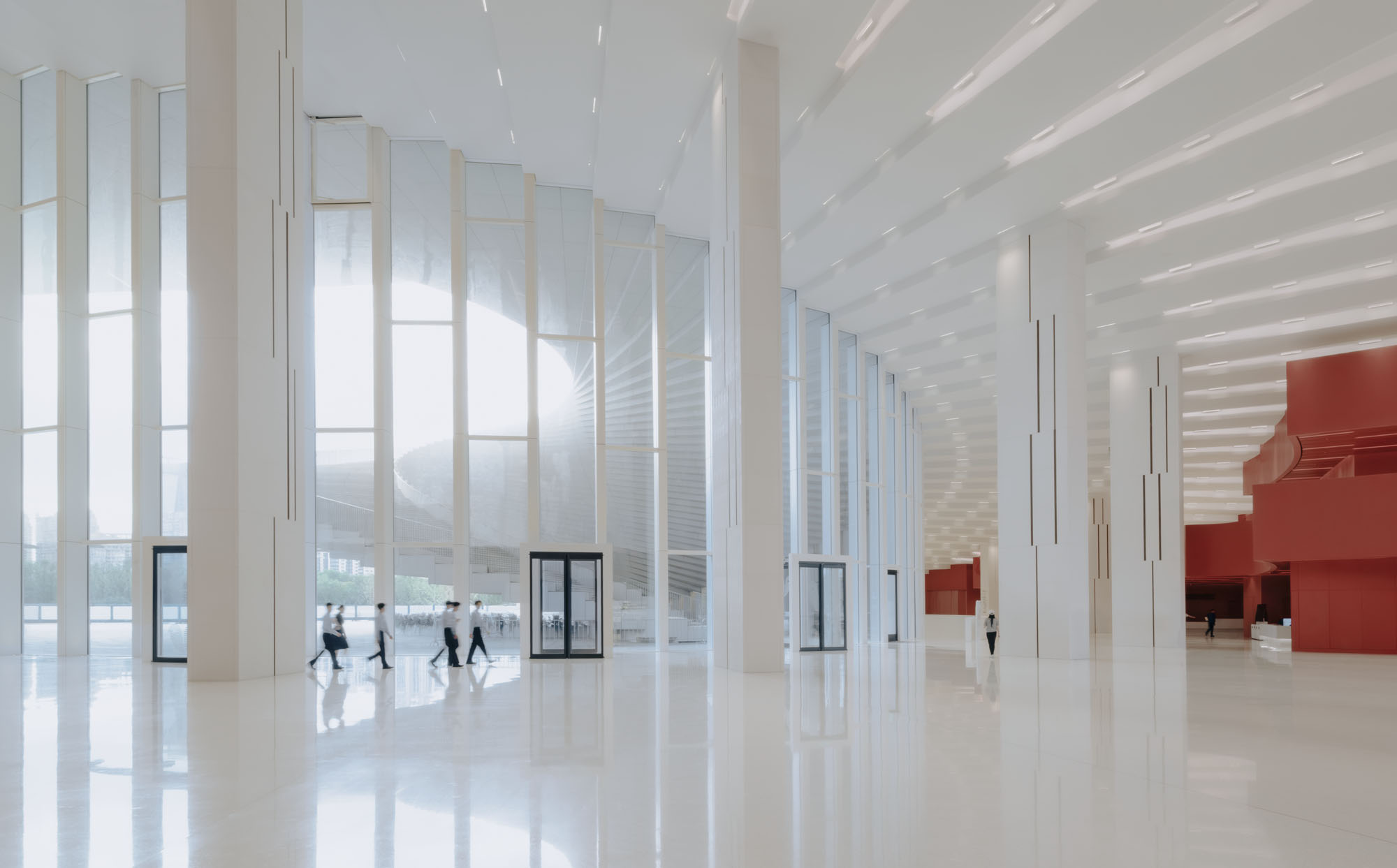 〈上海グランドオペラハウス（Shanghai Grand Opera House）〉スノヘッタ（Snøhetta）