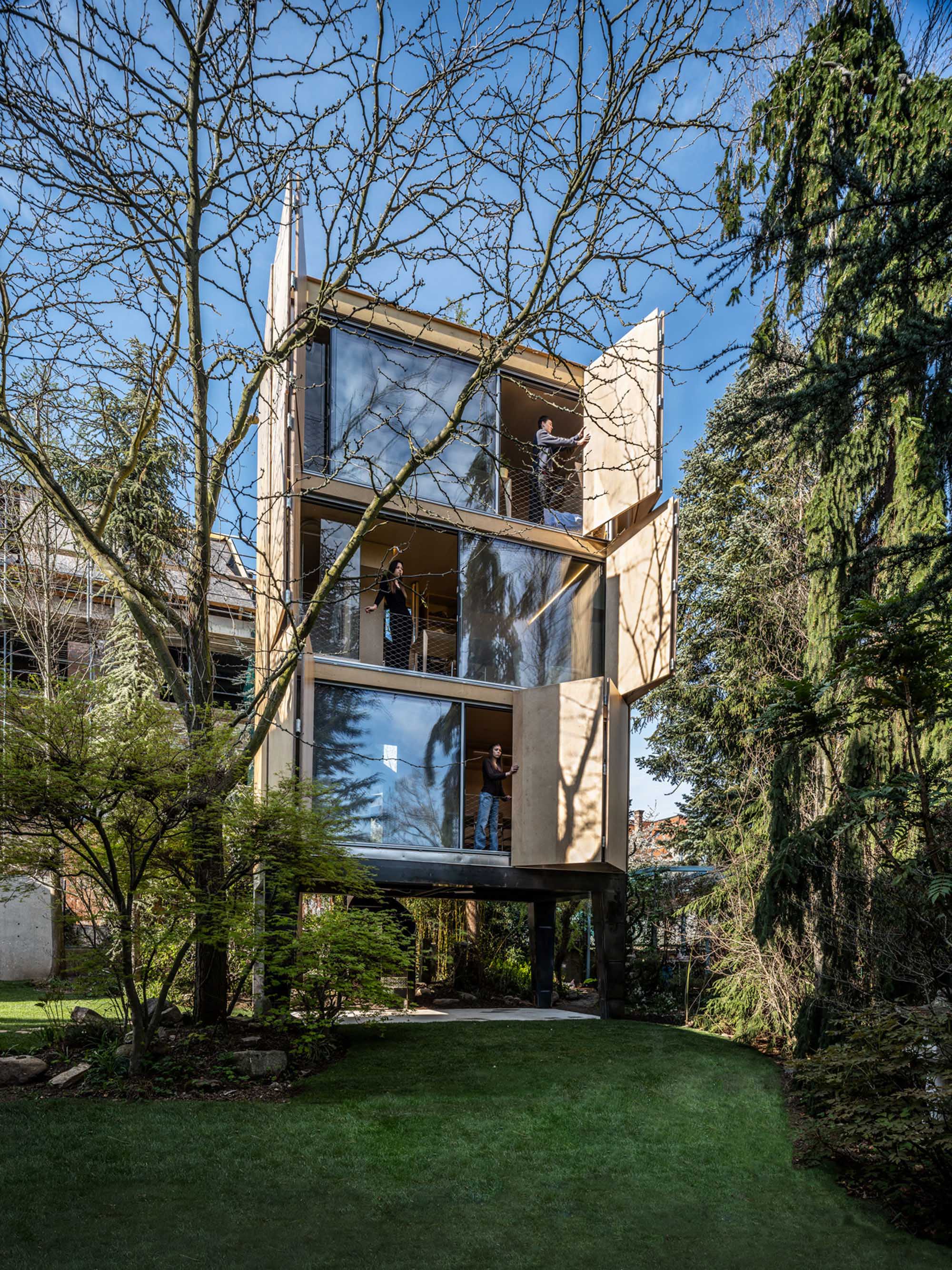 〈ワードローブ・ハウス(Wardrobe House)〉シェプカ・アーキテクツ(ŠÉPKA ARCHITEKTI)