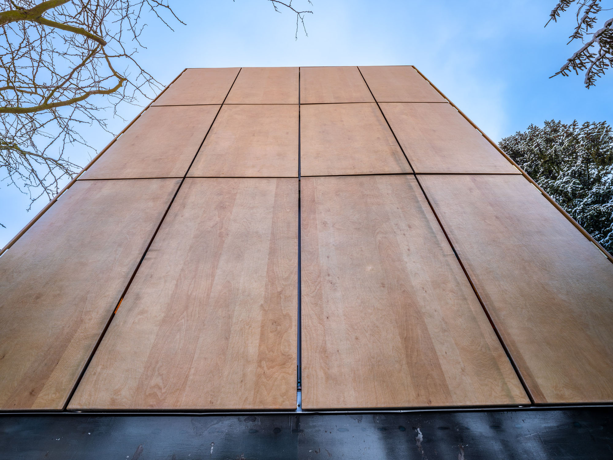 〈ワードローブ・ハウス(Wardrobe House)〉シェプカ・アーキテクツ(ŠÉPKA ARCHITEKTI)