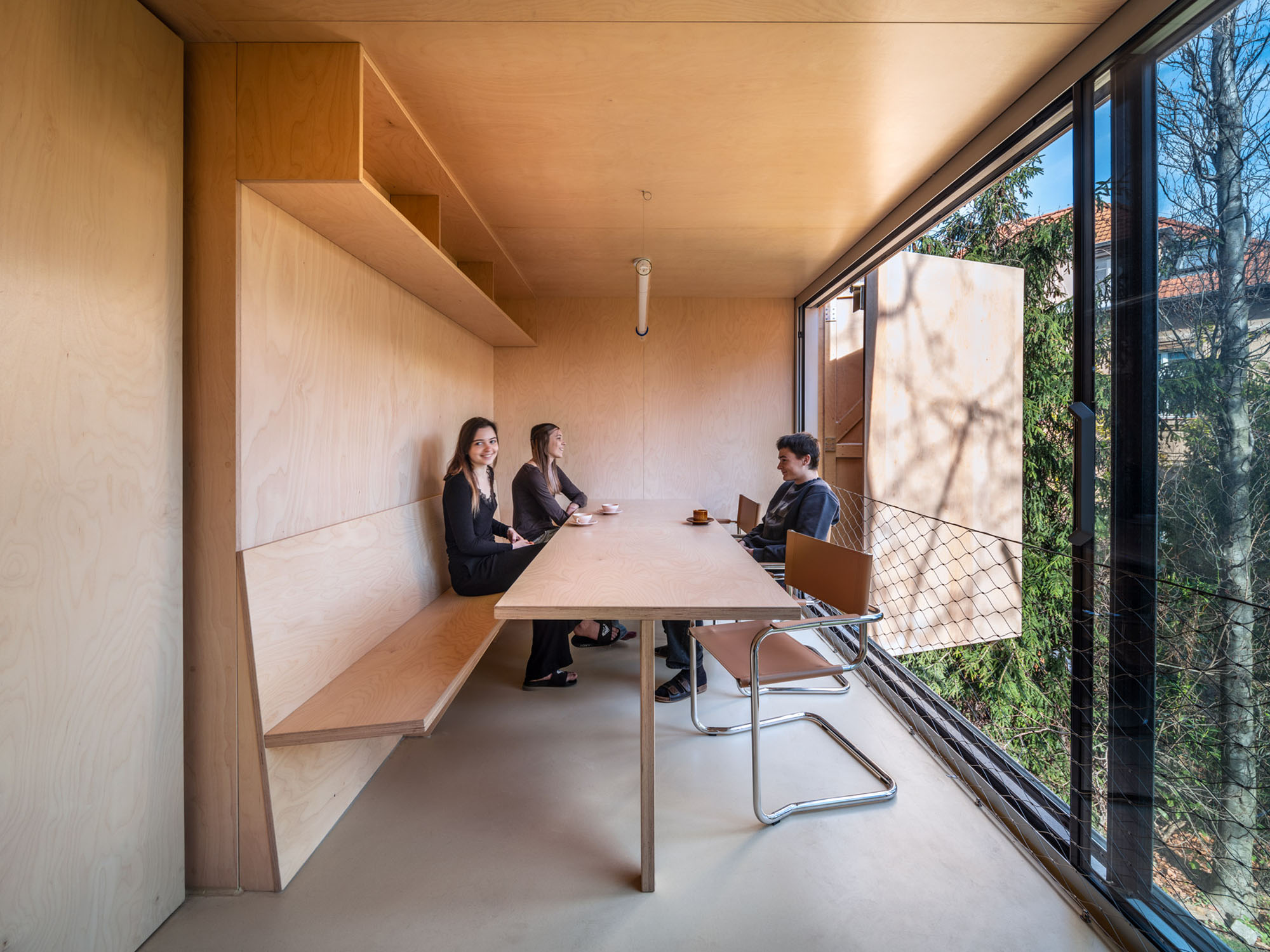 〈ワードローブ・ハウス(Wardrobe House)〉シェプカ・アーキテクツ(ŠÉPKA ARCHITEKTI)