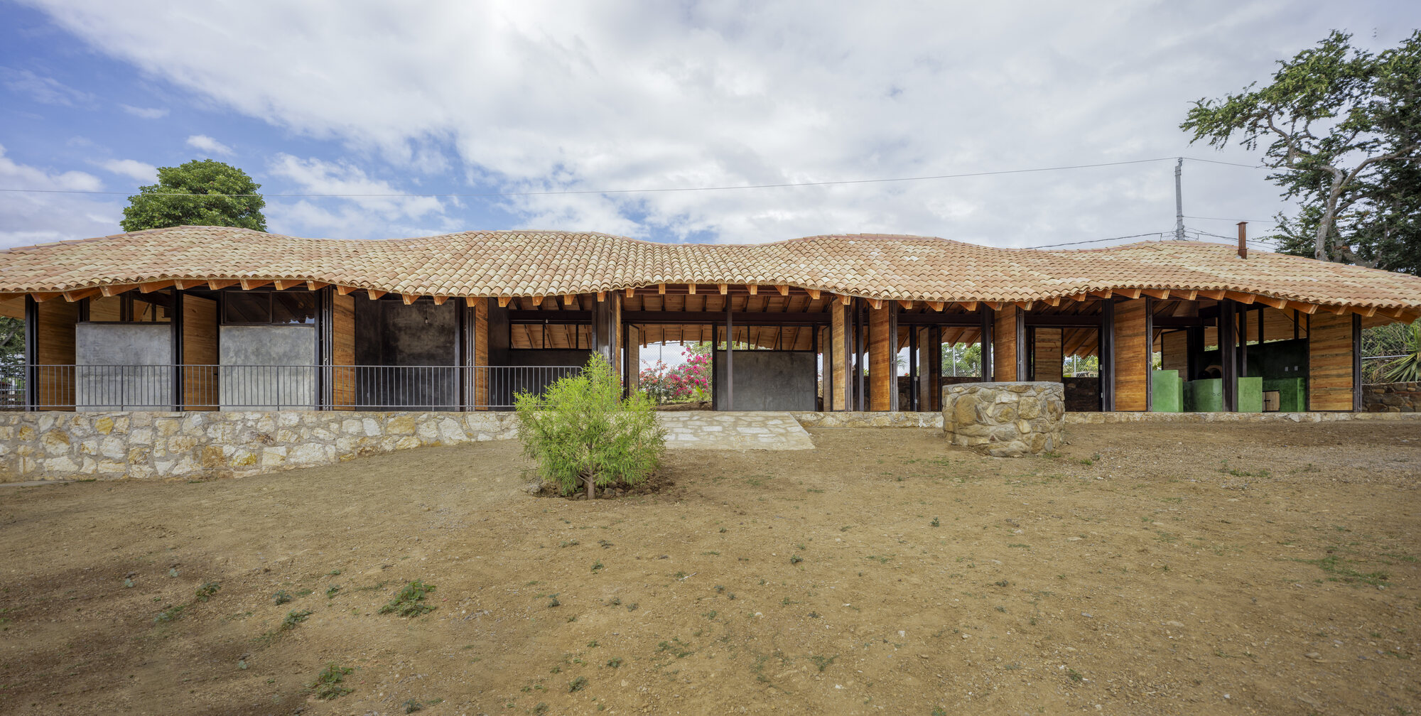 〈農村の学校（Rural School in Oaxaca）〉テリトリオ・エスタディオ（Territorio Estudio）
