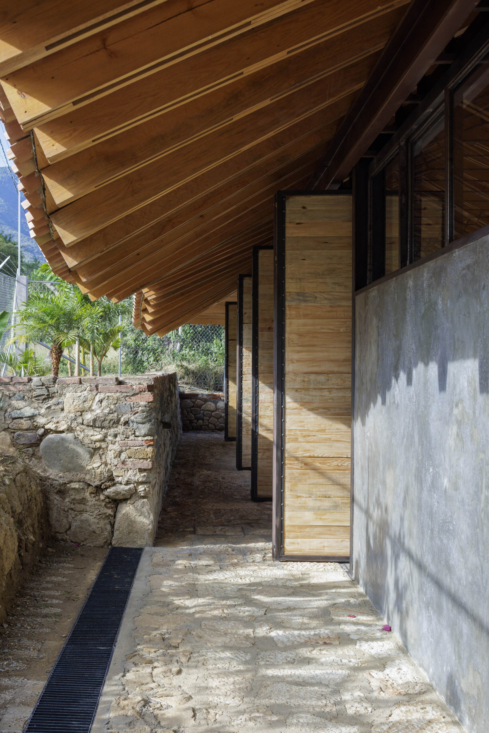 〈農村の学校（Rural School in Oaxaca）〉テリトリオ・エスタディオ（Territorio Estudio）